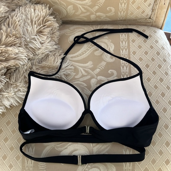 Black Bikini Top Size Large - Picture 3 of 4